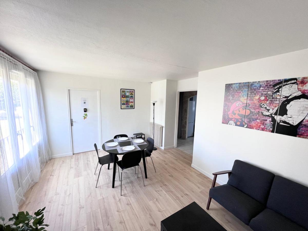 Ambiance, convivialité et emplacement Orléans Esterno foto